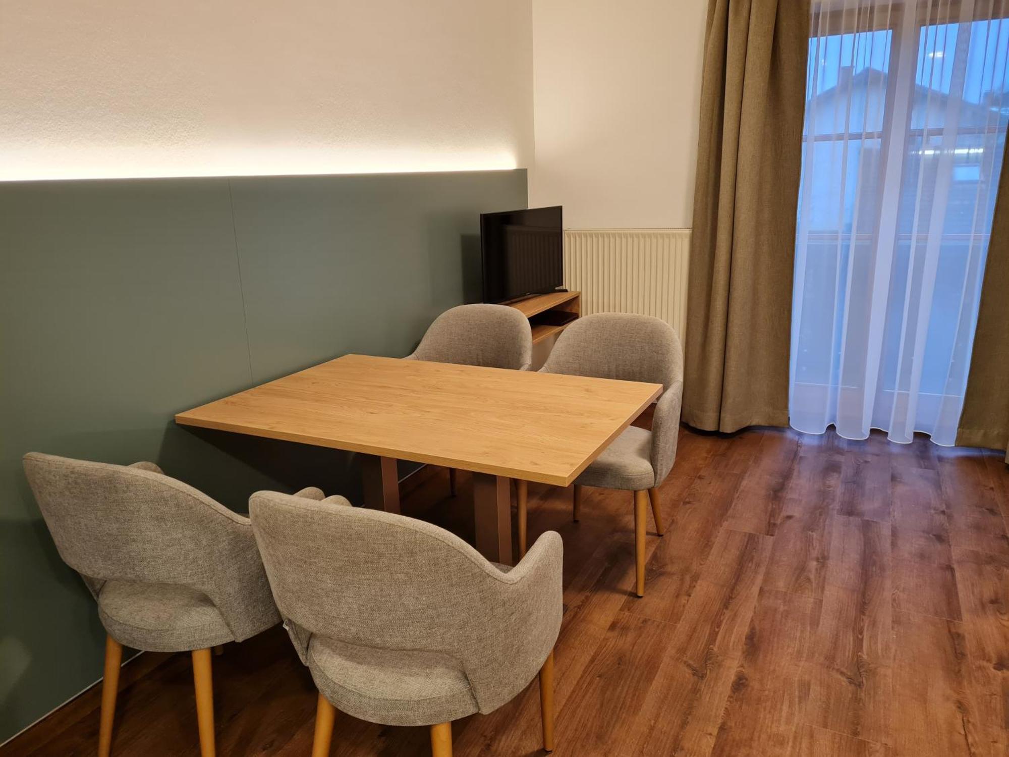 Hotel Garni Sterff เซเฮาพท์ ภายนอก รูปภาพ